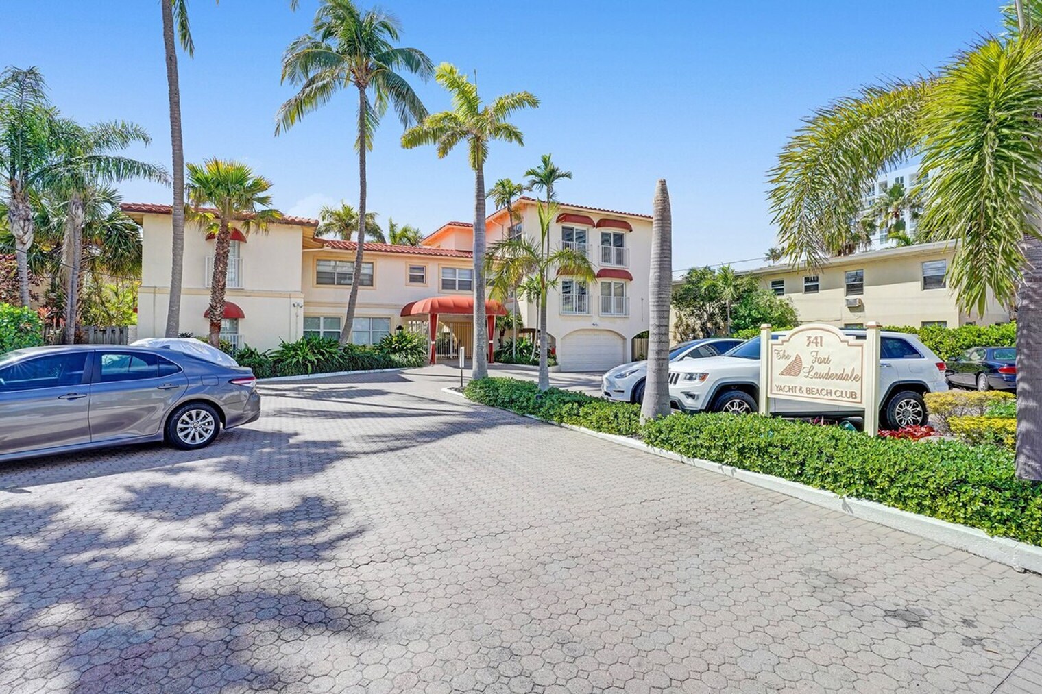 Building Photo - 2908 Bayshore Dr