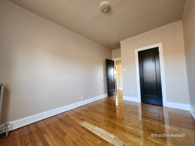 Building Photo - 1639 W 80th St