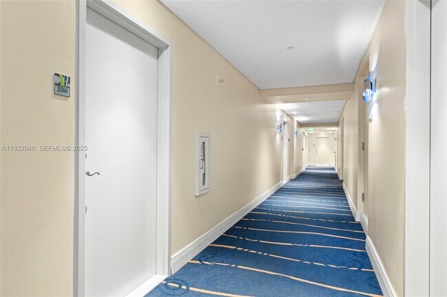 Building Photo - 185 SW 7th St