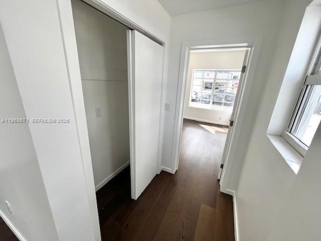 Building Photo - 603 7th St