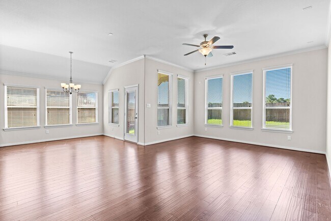 Building Photo - 15619 Windsor Bluff Dr