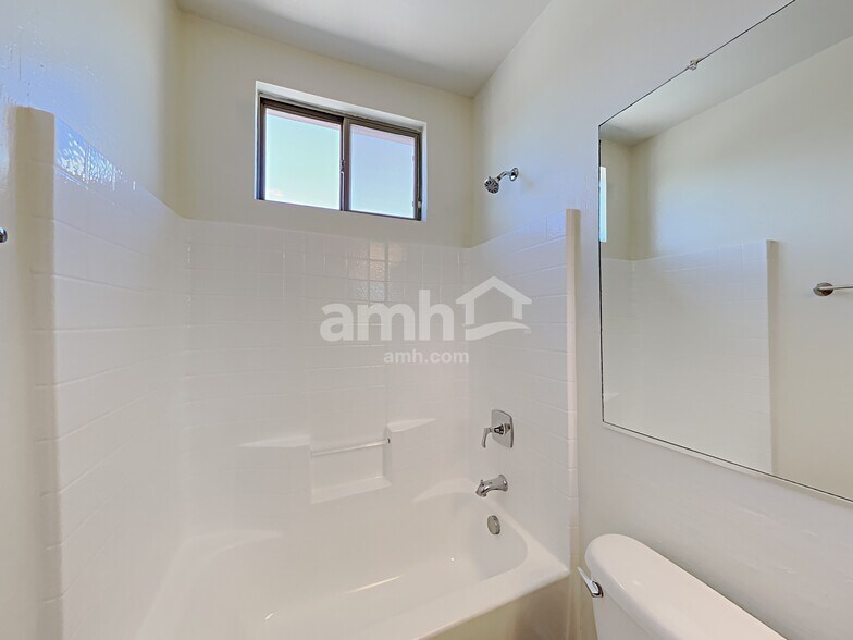 Building Photo - 4151 E Trigger Way