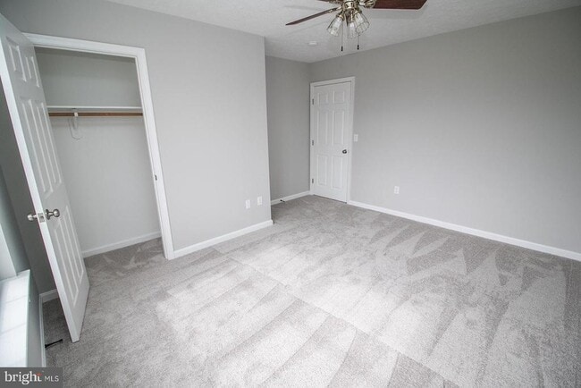 Building Photo - 45132 Hewitt Rd