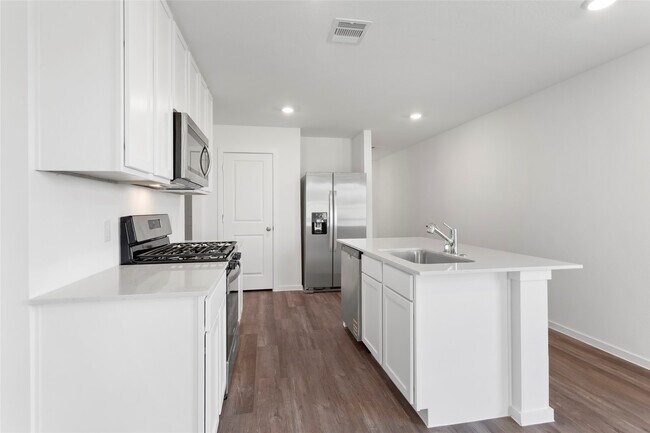Building Photo - 40839 Hawthorne Glades St