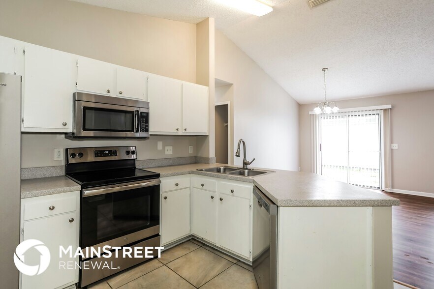 Building Photo - 2626 Malibu Cir