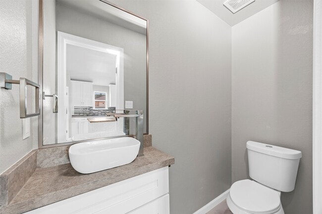 Building Photo - 178 Road 5126 Rd