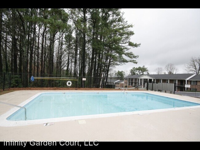 Building Photo - 2 br, 1 bath Apartment - 4060 Janice Drive...