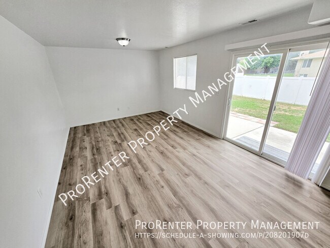 Building Photo - 4409 900 W