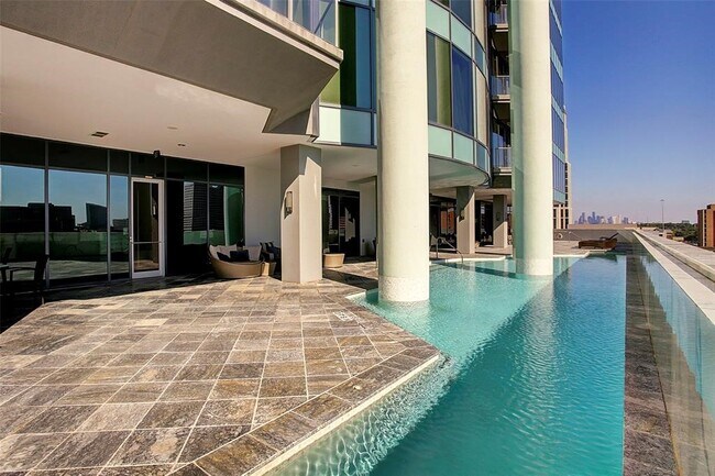 Building Photo - 1600 Post Oak Blvd