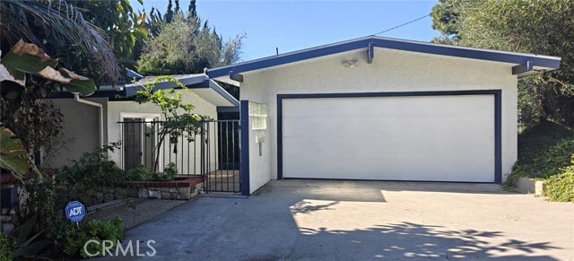 Building Photo - 28245 Lobrook Dr