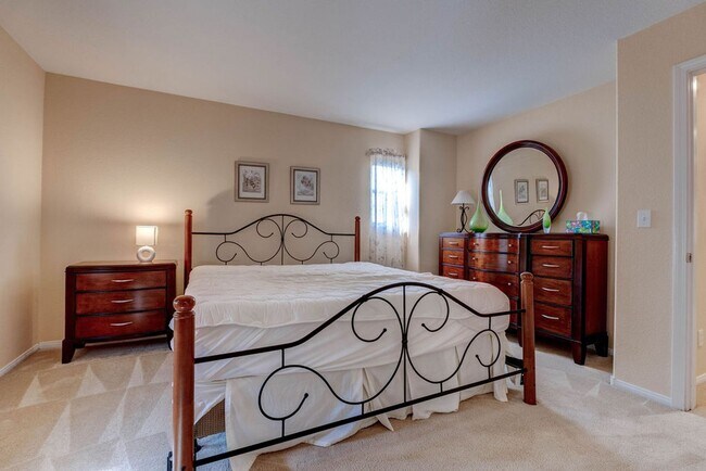 Building Photo - 9936 Elkhead Creek Way