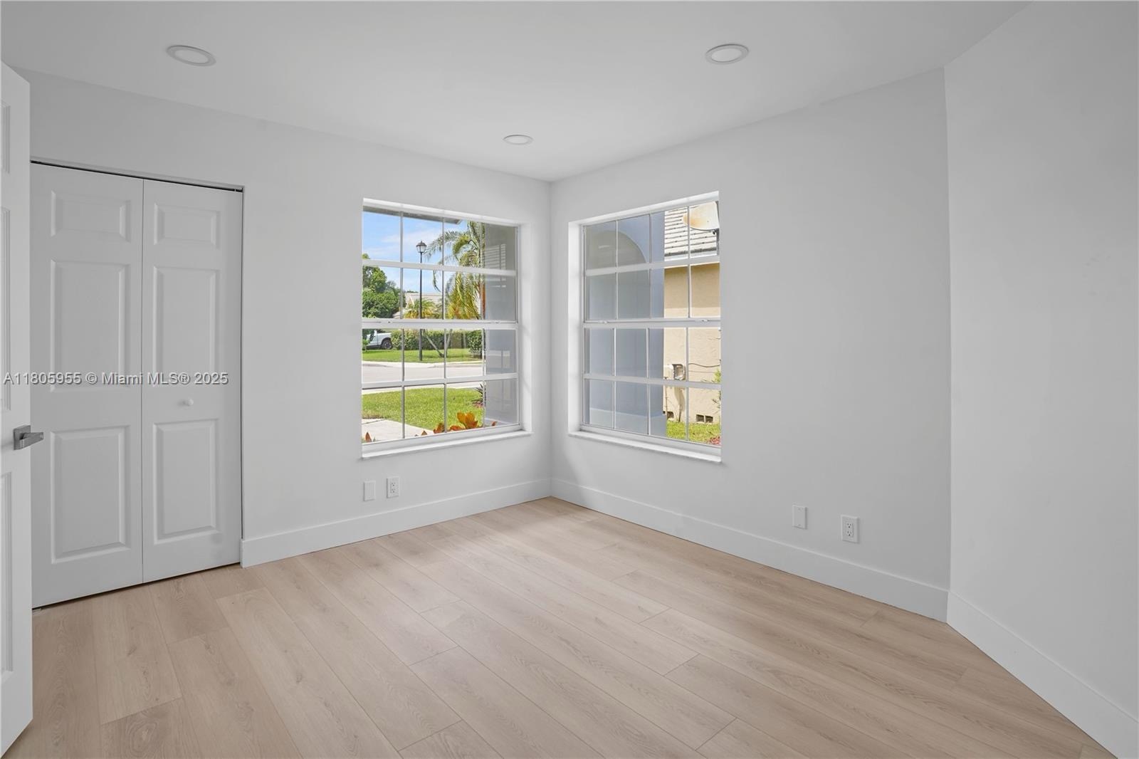Building Photo - 9354 Arborwood Cir