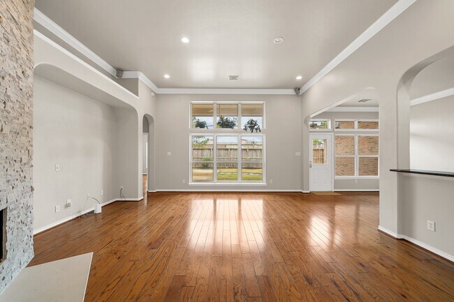 Building Photo - 6118 Berwick Ln