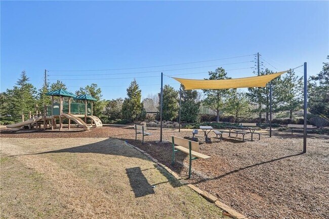 Building Photo - 296 Maple Brook Dr