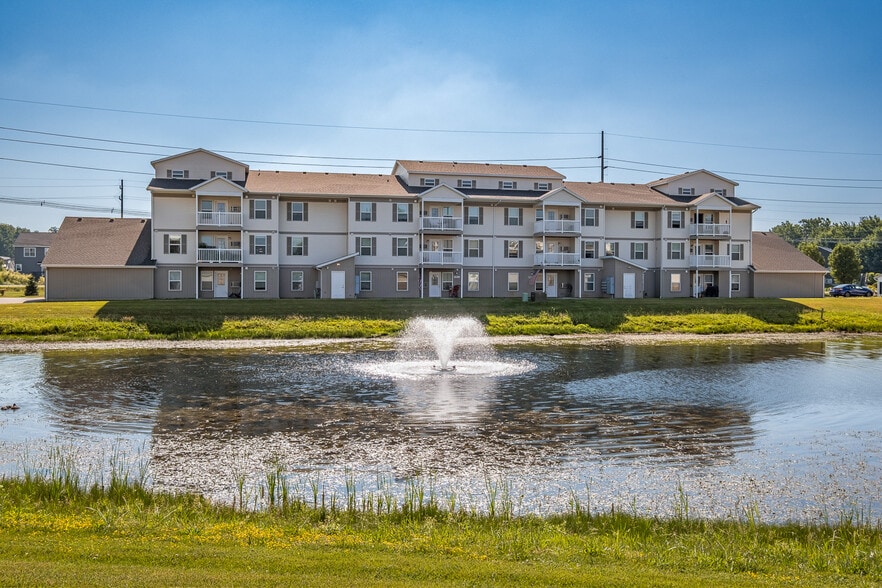 Building Photo - North Pointe Apartments