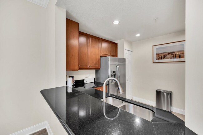 Building Photo - 7501 Mourning Dove Cir