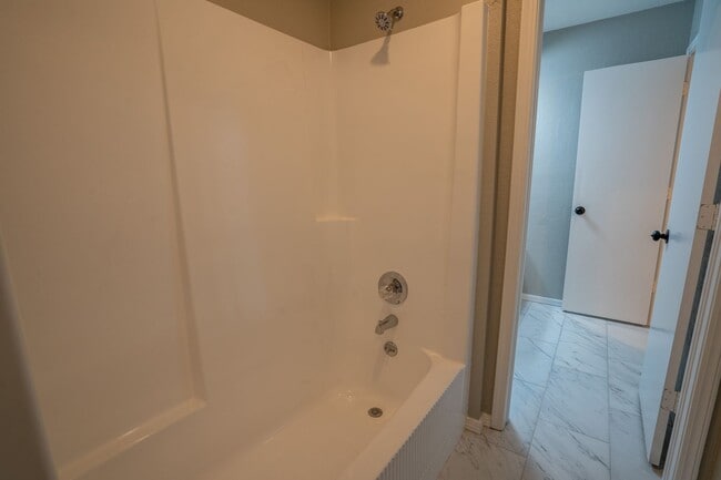 Building Photo - 2209 W Galveston St