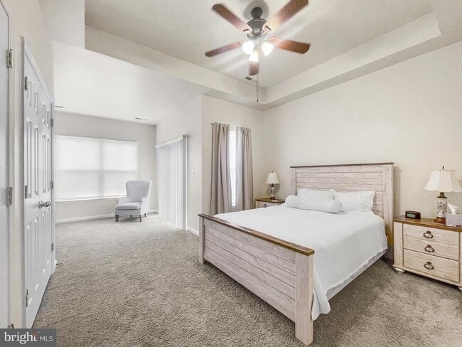 Building Photo - 12 S Exeter St