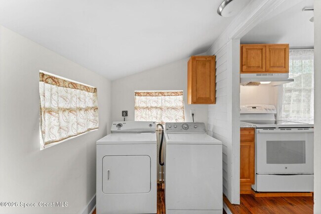 Building Photo - 1804 Tangerine St