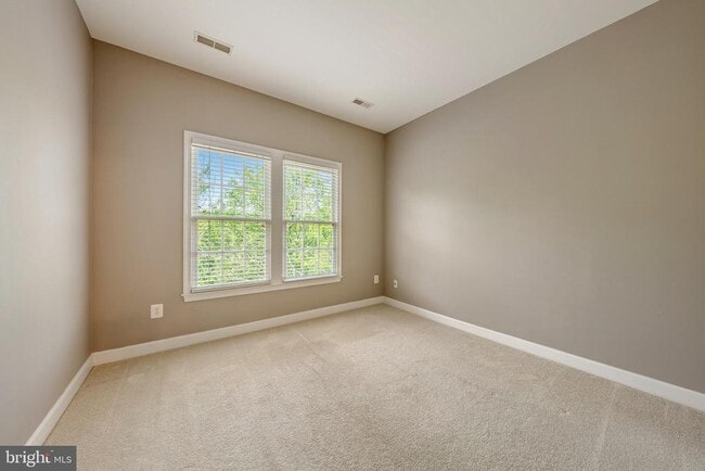 Building Photo - 43150 Katama Square