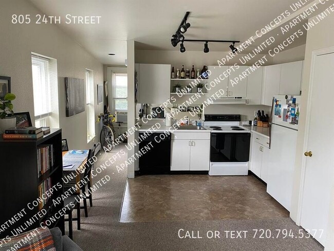 Building Photo - 805 24th St