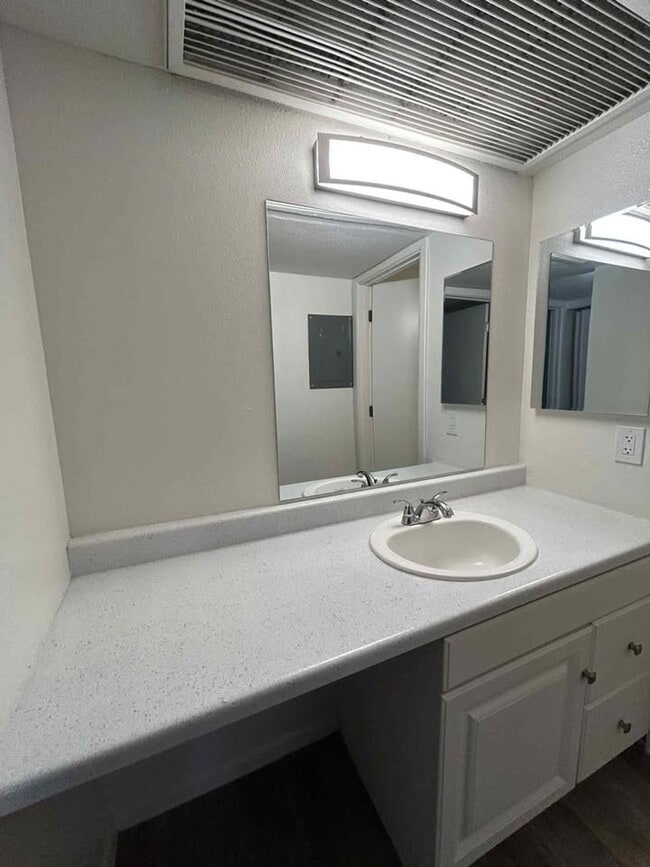 Floorplan - Midtown Commons