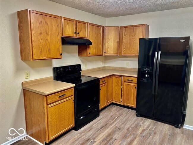 Building Photo - 5714 Doe Way