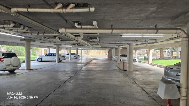 Building Photo - 2207 S Braeswood Blvd