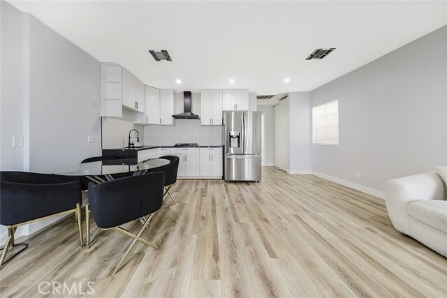 Building Photo - 8440 Costello Ave