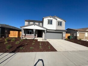 Building Photo - 1654 Pacific Dr