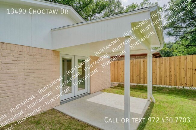 Building Photo - 13490 Choctaw Dr