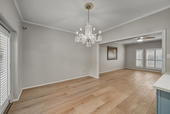 Building Photo - 11711 Memorial Dr