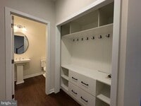 Building Photo - 208 Segel Dr