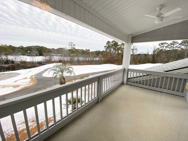 Building Photo - FULLY-FURNISHED GORGEOUS TOWNHOME!