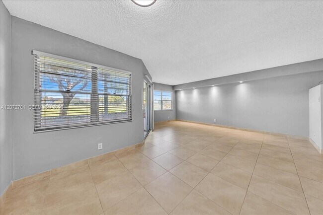 Building Photo - 1300 SW 125th Ave