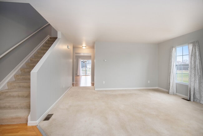 Building Photo - 8274 Cypress Way