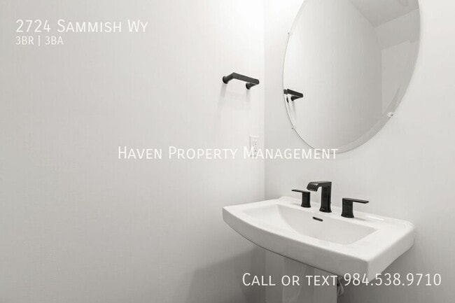 Building Photo - 2724 Sammish Way