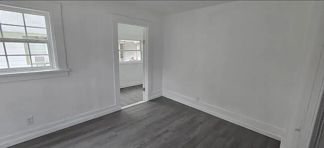 Building Photo - Cute home in South East Springfield
