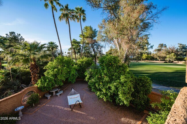 Building Photo - 7156 Oakmont Dr