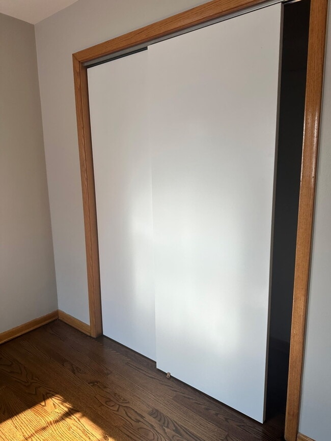 Building Photo - 7538 Waukegan Rd