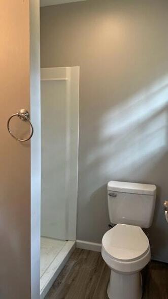 Building Photo - 3831 Greendale Pl NE