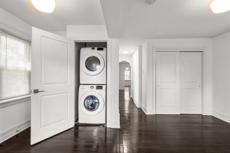 Building Photo - 6324 Berthold Ave