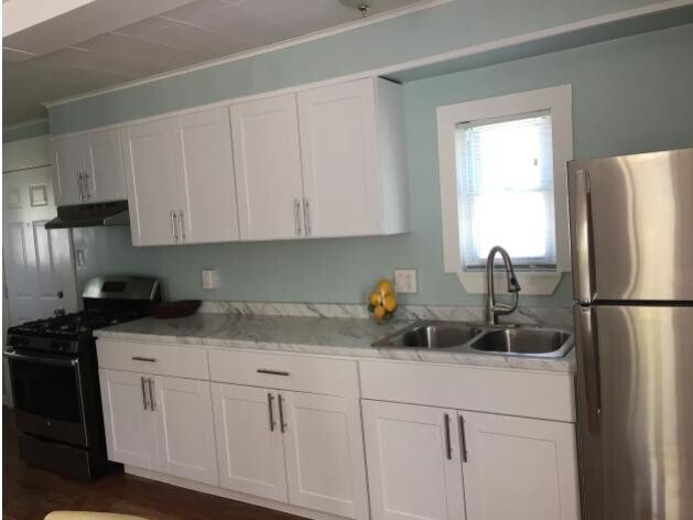 Building Photo - Seward