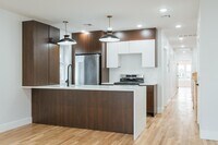 Building Photo - 90 Hollywood Ave