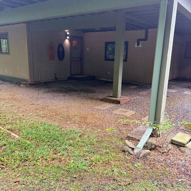 Building Photo - For Rent: Furnished 2-Bedroom, 1-Bath Ohana – Ha?iku