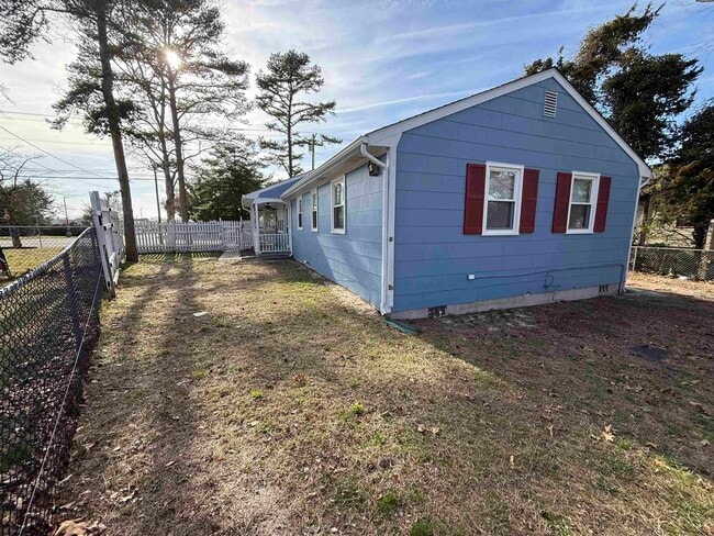 Building Photo - 230 Bethel Rd