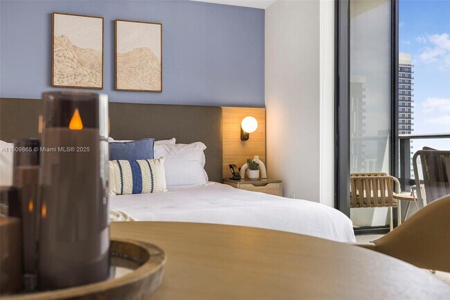 Building Photo - 159 NE 6th St