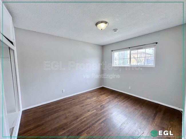 Building Photo - 11535 Sylvan St