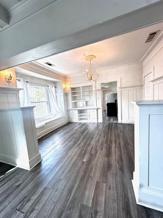 Building Photo - Charming 3 Bed / 1 Bath Home in the Heart of the Tower District