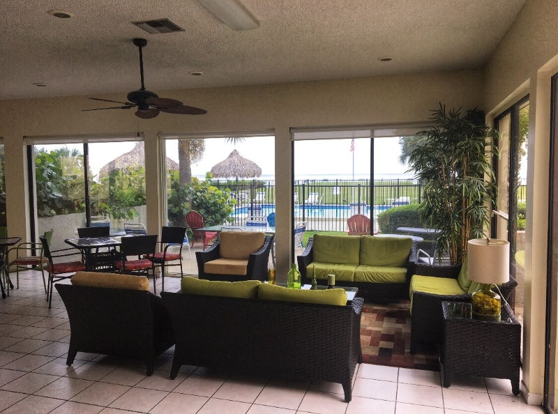 Building Photo - 649 Windrush Bay Dr